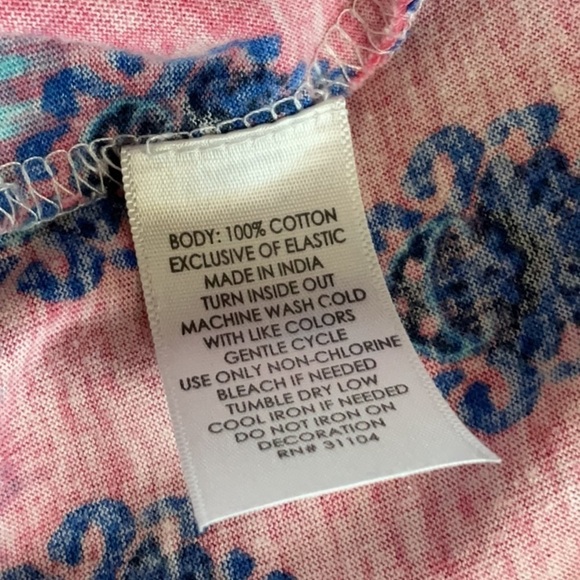 KIM Rogers Scooped Neck Tee - Picture 5 of 5